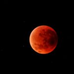 Fenomena Bulan Merah
